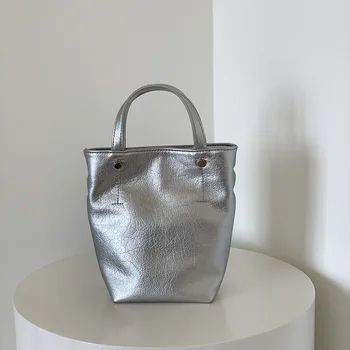 Легкая роскошная сумка через плечо, новинка лета 2023, большая вместительная сумка из мягкой кожи PU, модная ручная сумка для пригородных поездок