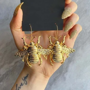 Модные серьги в виде пчелы, простые ювелирные изделия, летающие крылья насекомых, серьги в виде животных для женщин, ювелирные изделия для девочек, подарки оптом